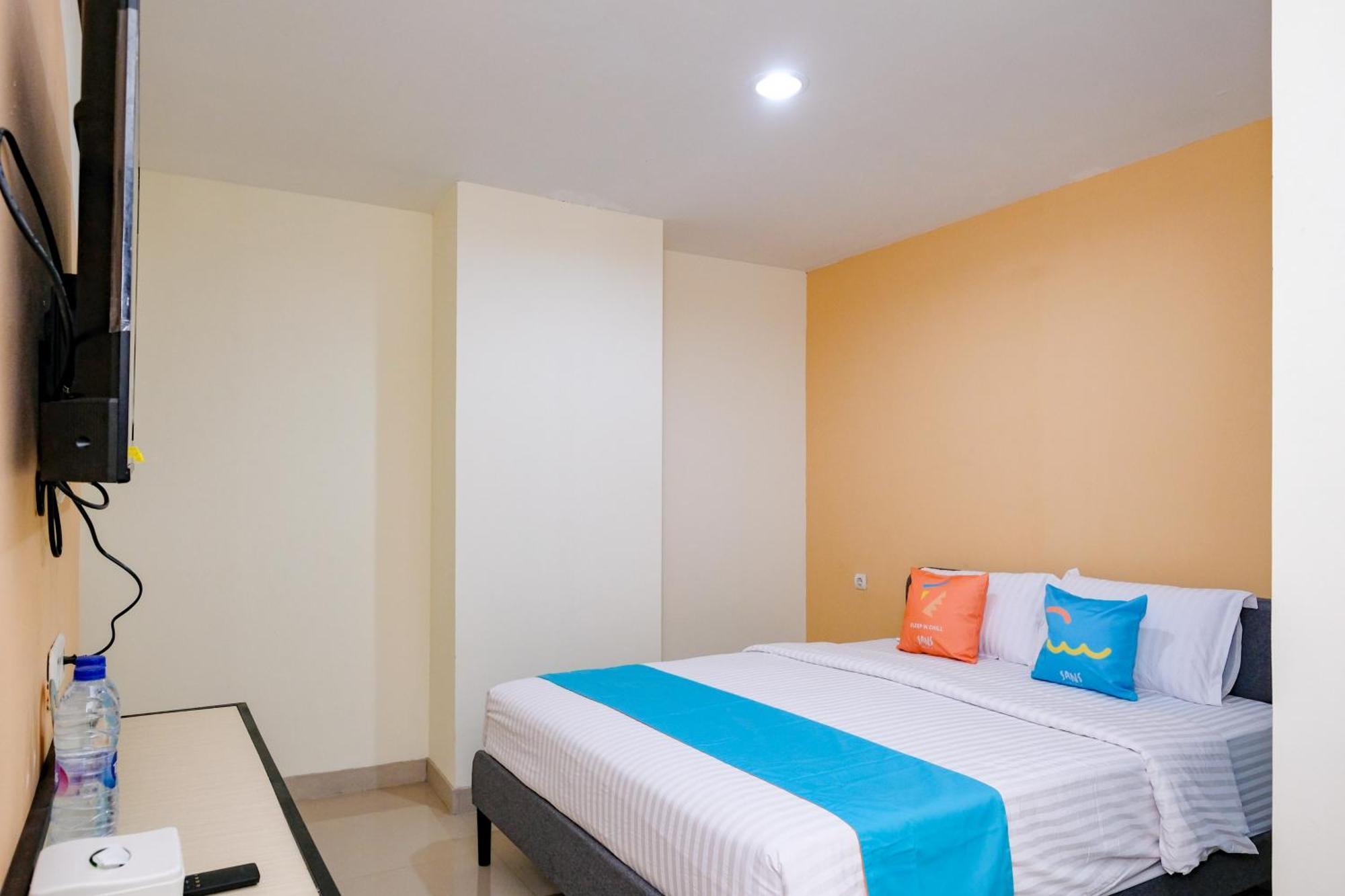 Sans Hotel Mataram Malioboro Yogyakarta Exterior photo